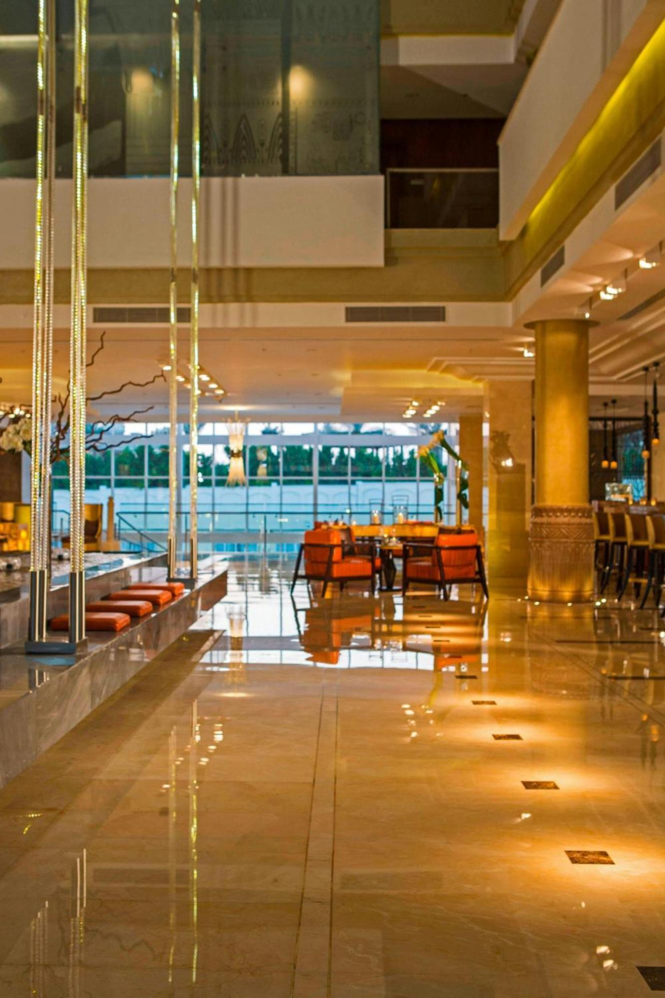Renaissance Cairo Mirage City Hotel Екстериор снимка Lobby