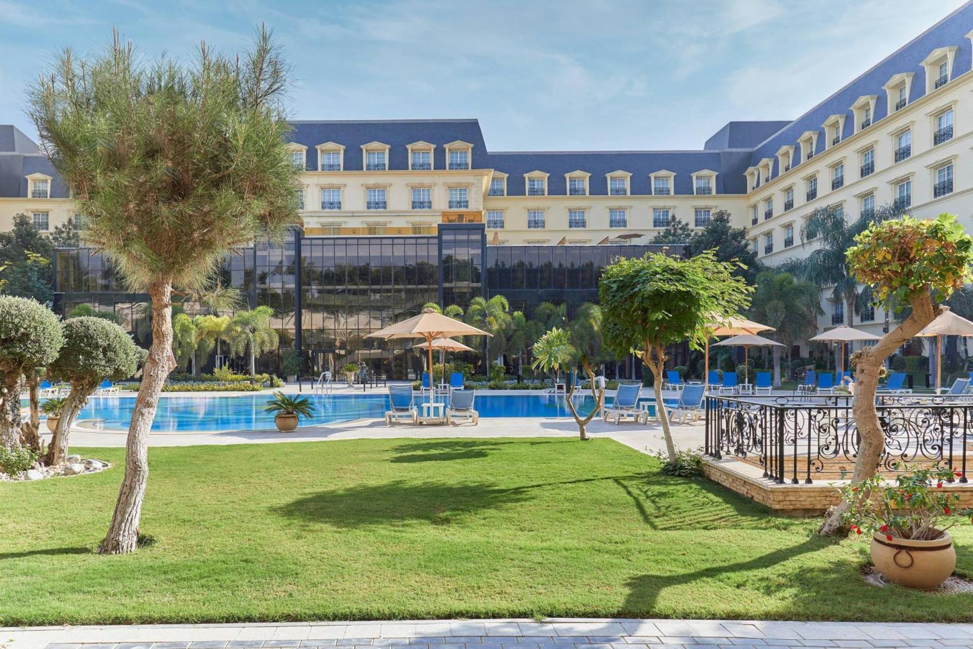 Renaissance Cairo Mirage City Hotel Екстериор снимка
