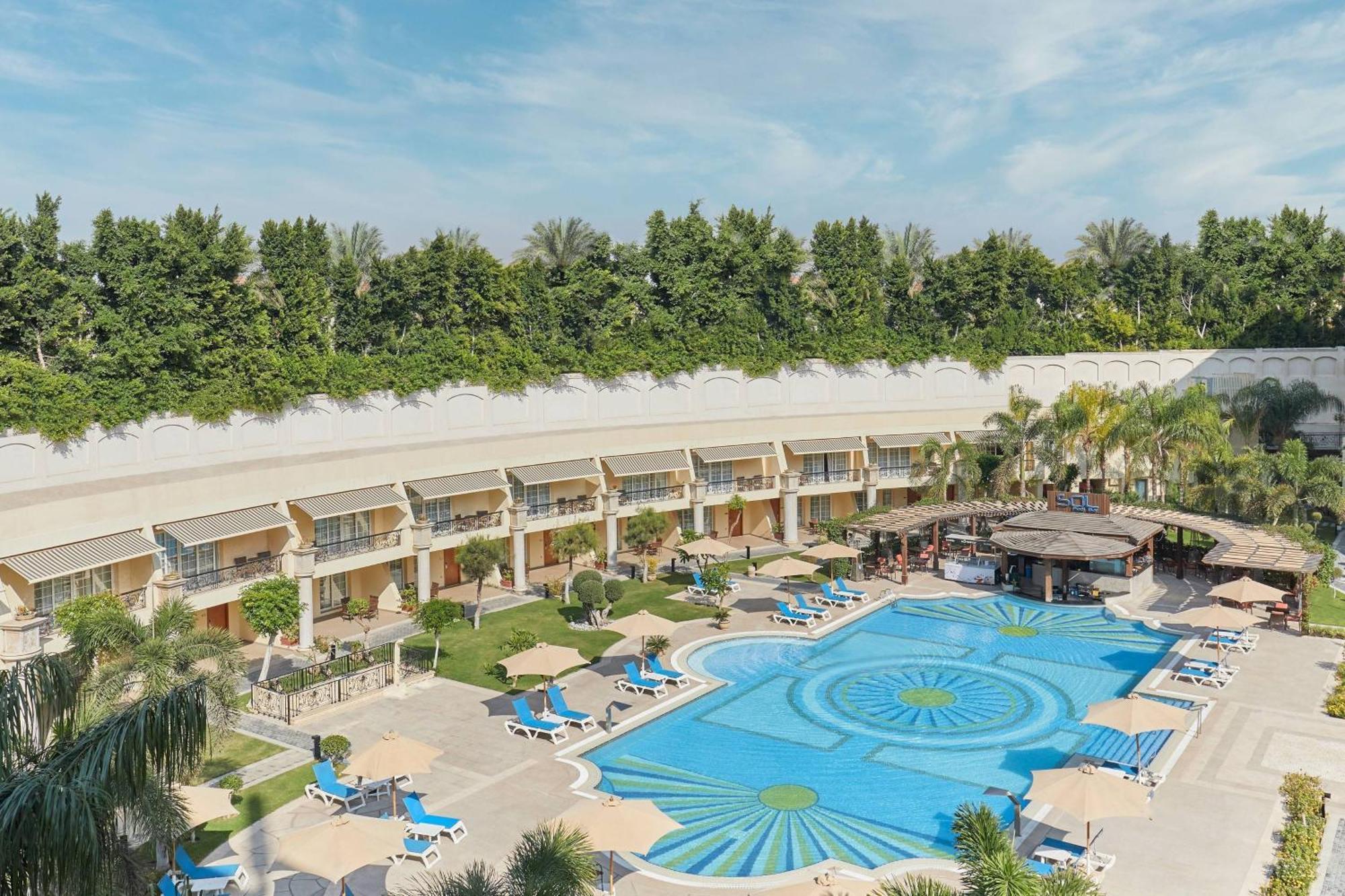 Renaissance Cairo Mirage City Hotel Екстериор снимка