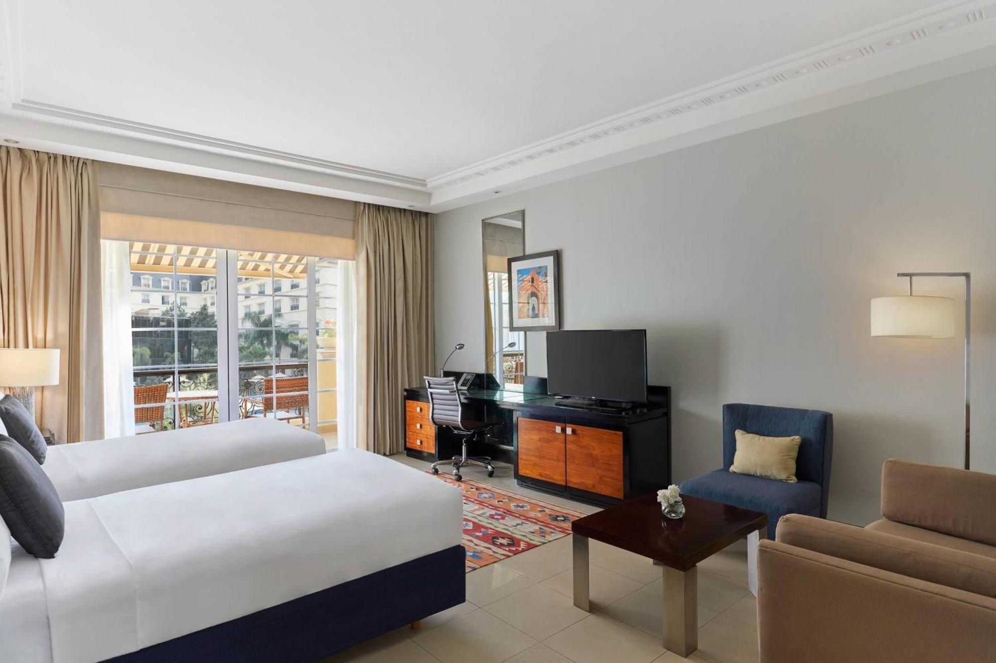Renaissance Cairo Mirage City Hotel Екстериор снимка